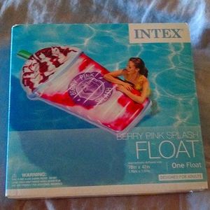 NWT INTEX swimming pool float
